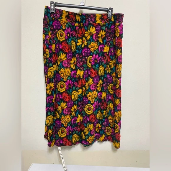 Maggie McNaughton floral print skirt size 22W - Picture 4 of 9